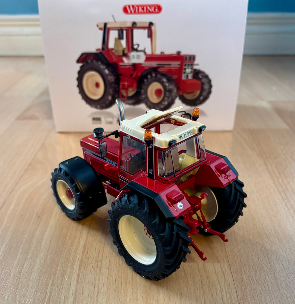 MODIFIED- WIKING CASE IH 1455 XL TRACTOR OLD SHAPE 1:32 SCALE
