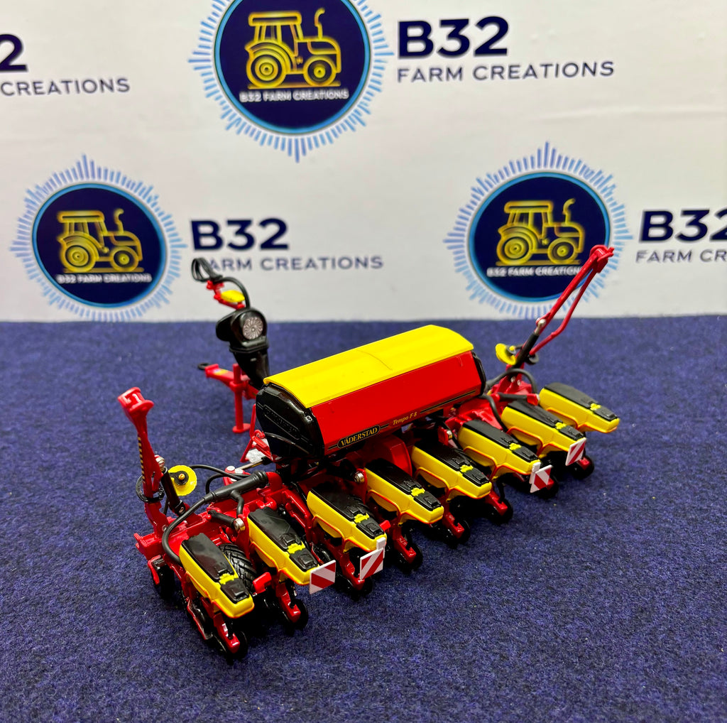 USK Vaderstad Tempo F8 Drill - 1:32 New/Mint