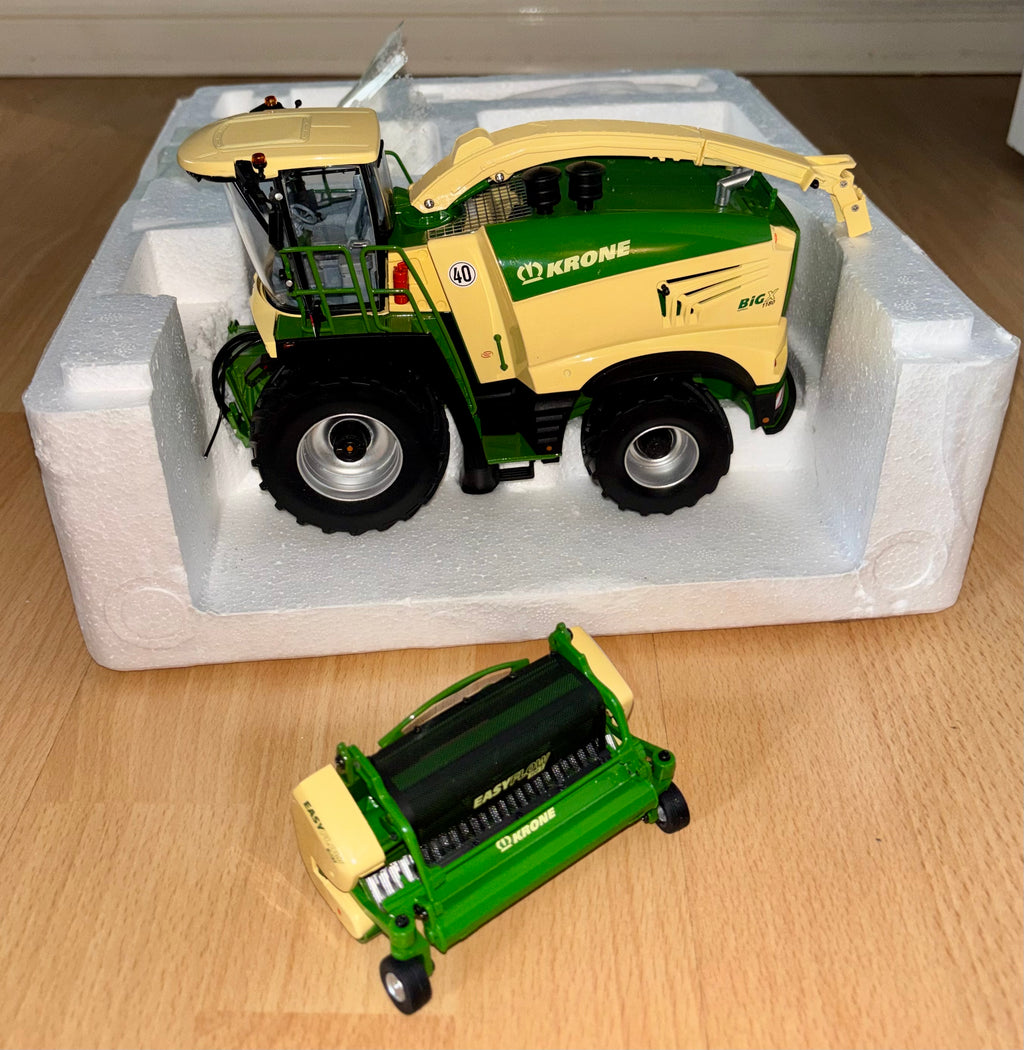 ROS Krone Big X 1180 1:32 Scale Model Harvester - No Maize Header